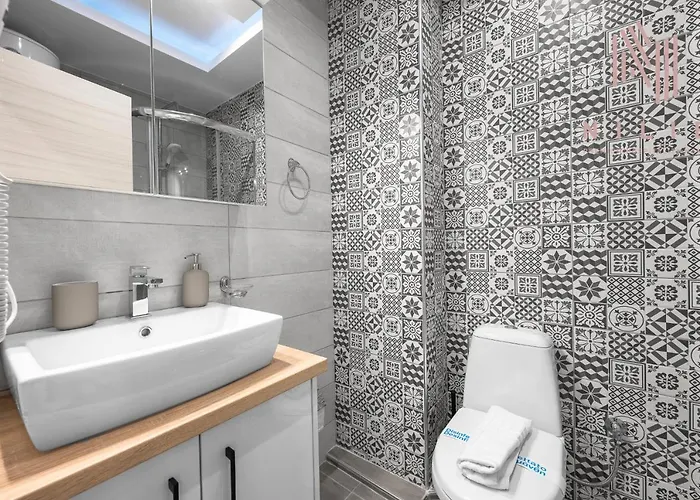 San Francisco, Nilie Hospitality Mgmt *