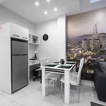 San Francisco, Nilie Hospitality Mgmt Apartment *